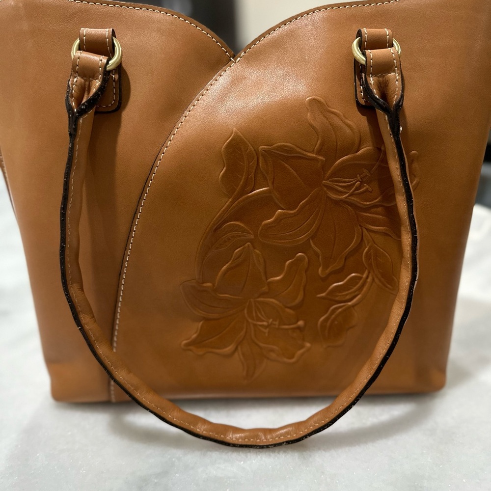 Brand New Patricia Nash Marion Tote Hazelnut